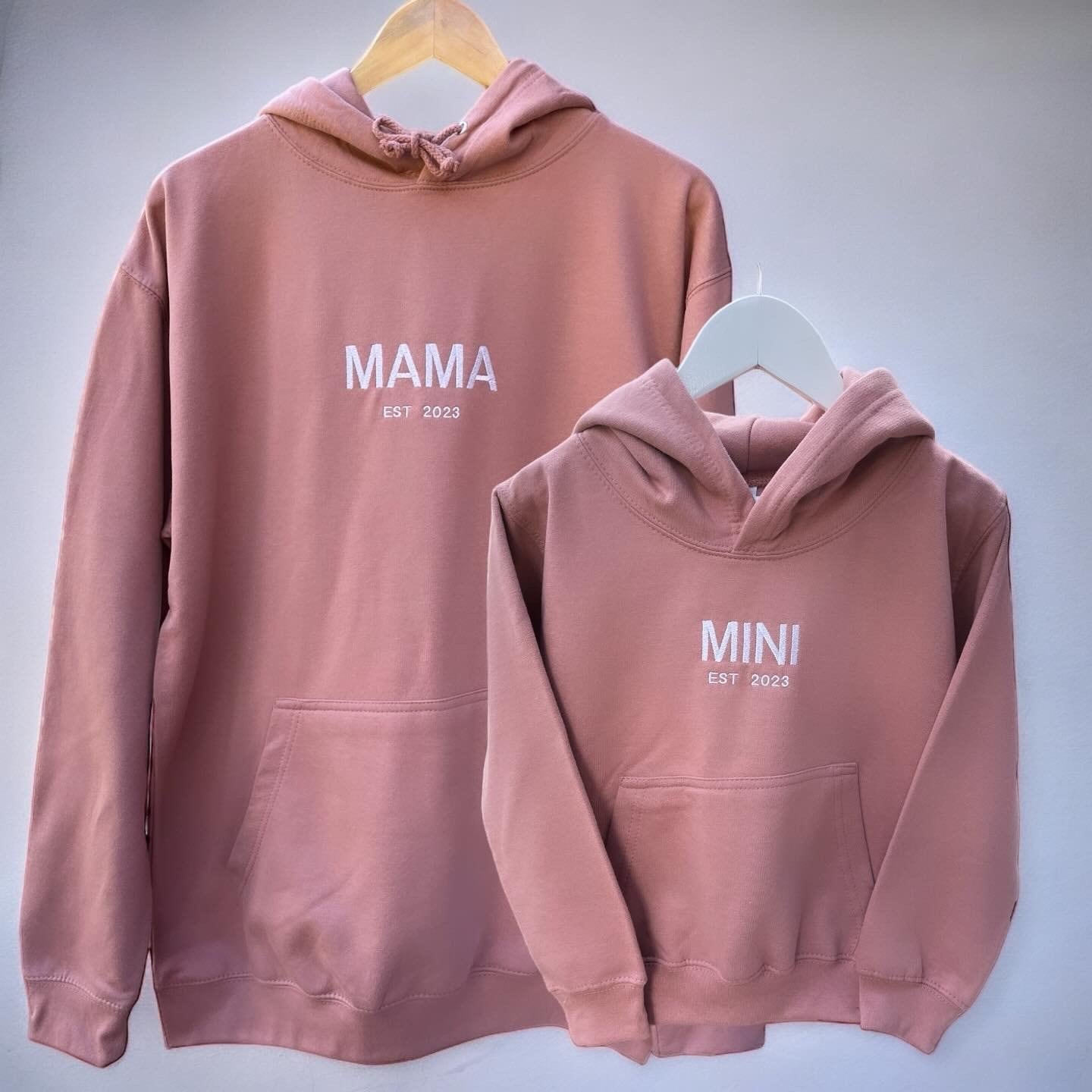 Mama & Mini Hoodie with Childrens Names on Sleeve | Peronalised Jumper | Mummy Hoodie | Mum Hoodie | Mothers Day Gift |
