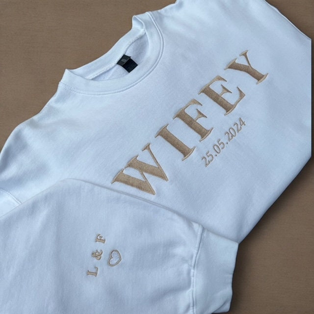 Wifey Sweatshirt | Wife Sweatshirt | Wife Gift | Wifey Jumper | Wifey Sweater | Wedding Gift | Bridal Gift