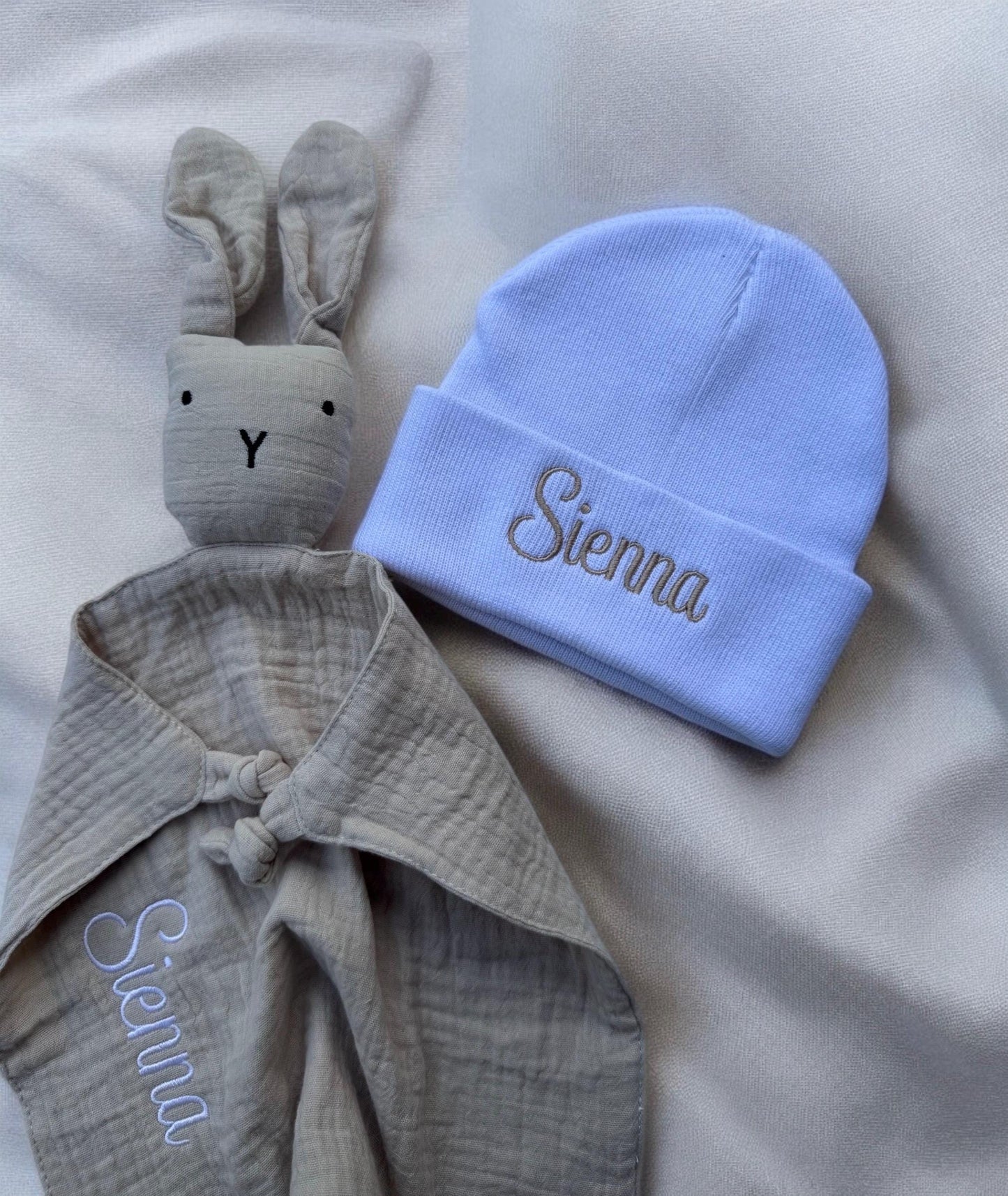 Personalised New Baby Gift | Comforter & Hat Baby Shower Gift | Coming Home Outfit | Gift | Baby Comforter | Baby Hat